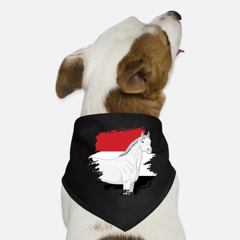 Der Kopf eines Abbayan-Pferdes und die Flagge des Jemen Hunde-Bandana
