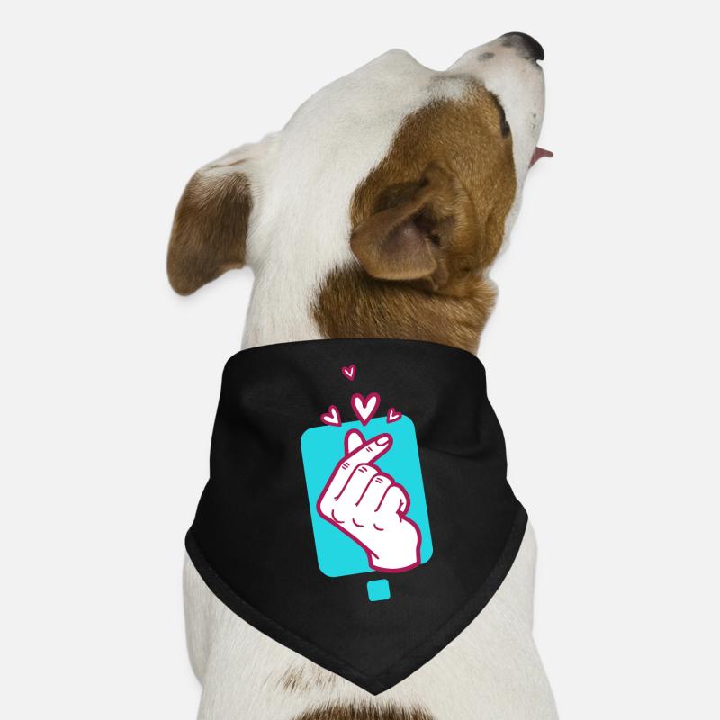 Kpop Doigt coréen en forme de cœur mignon Coréen Pop Amour Bandana pour chien