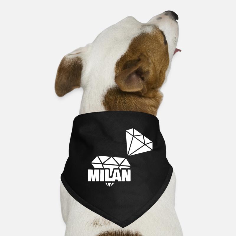 Milan als Kostbar Hunde-Bandana