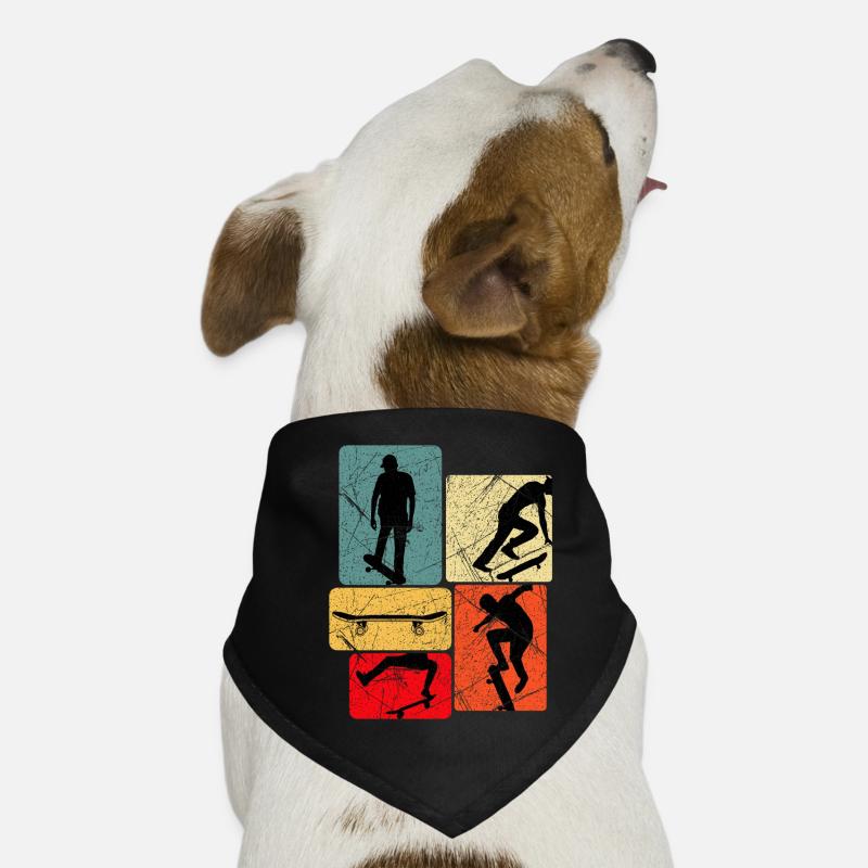 Skateboard Silhouettes Collage Bandana pour chien