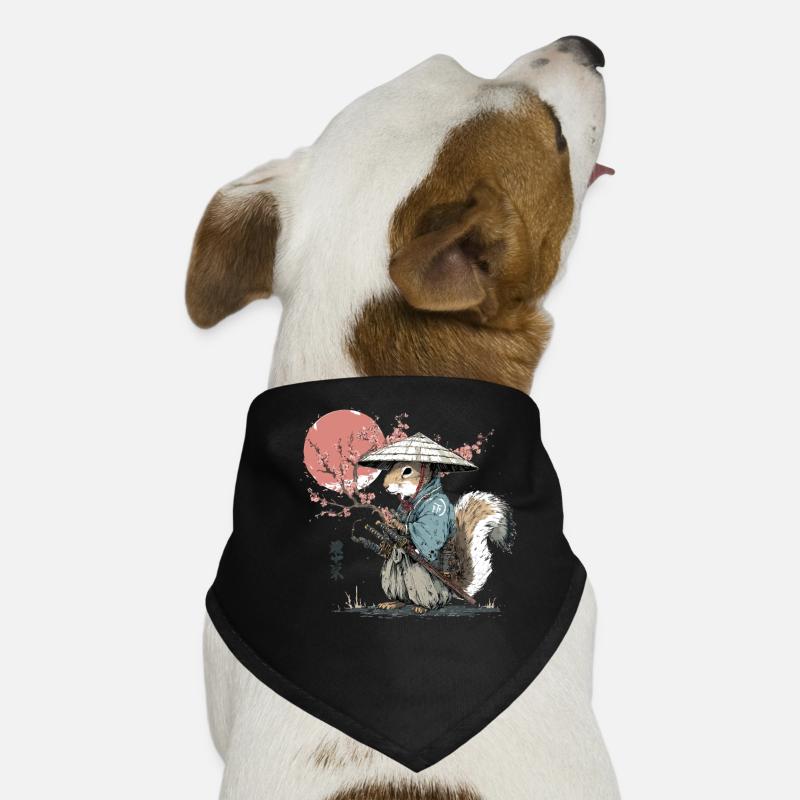 Eichhörnchen-Samurai in Sakura-Roben Hunde-Bandana