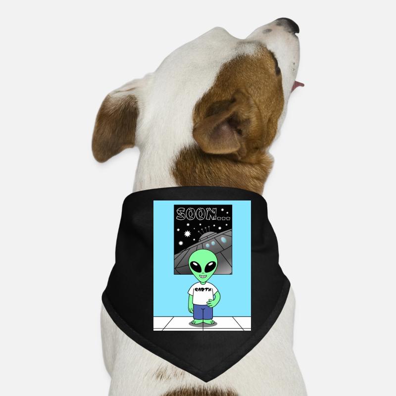Alien devant le vaisseau spatial Terre Bandana pour chien