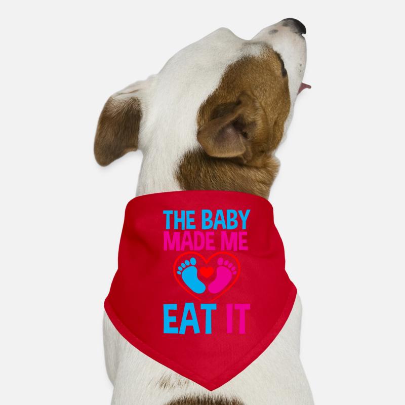 Le bébé m’a fait manger 2 Bandana pour chien