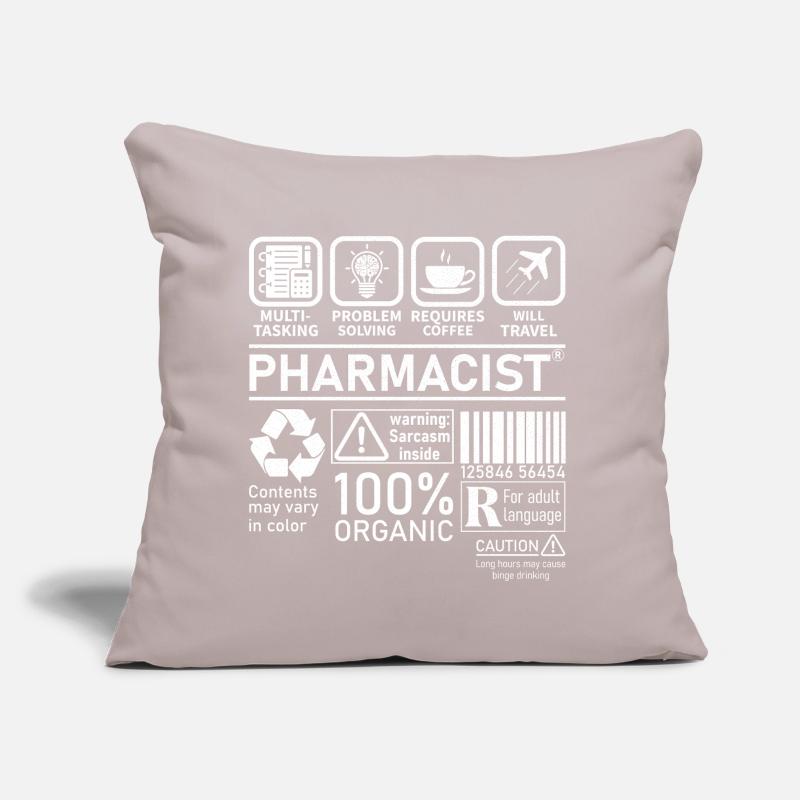 Pharmacist multi tasking problem solving Sofakissen mit Füllung 45 x 45 cm