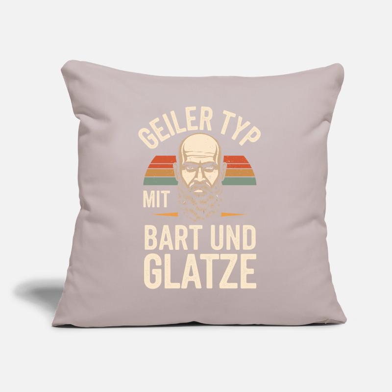 Geiler Typ Mit Bart & Glatze Glatzkopf Bartträger Sofakissen mit Füllung 45 x 45 cm