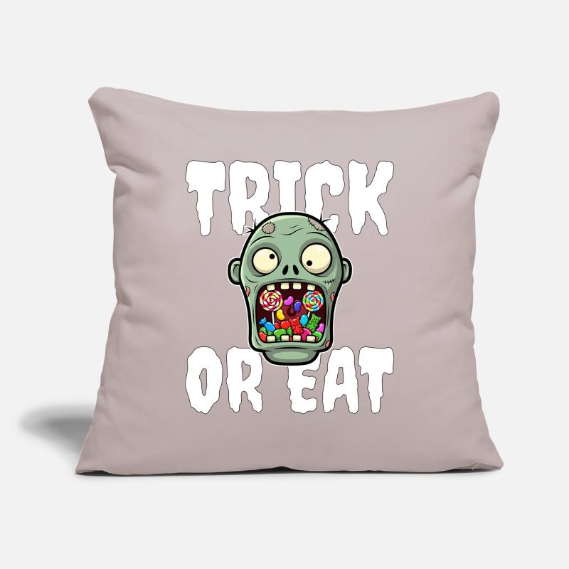 SÜSSES ODER ESSEN - ZOMBIE HALLOWEEN Sofakissen mit Füllung 45 x 45 cm