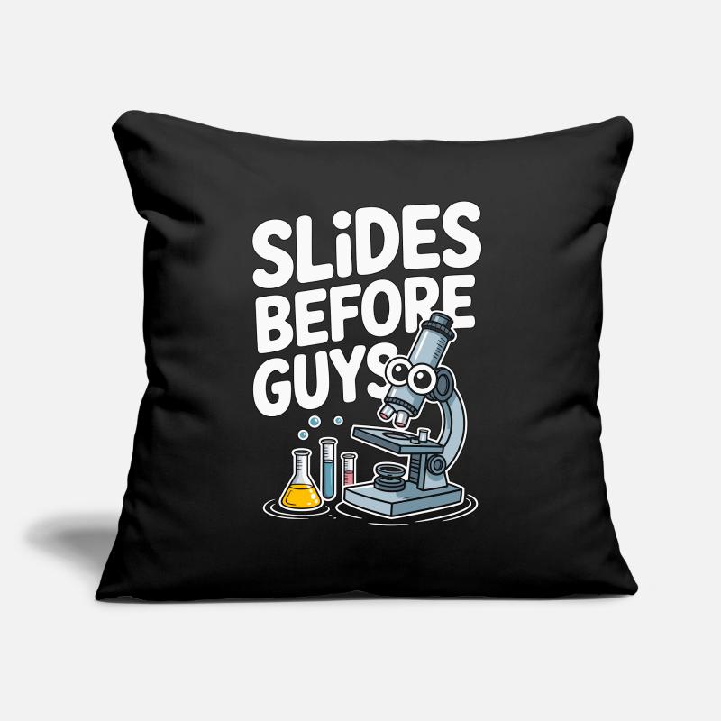 Lab Technician Slides Before Guys Laboratory Work Sofakissen mit Füllung 45 x 45 cm