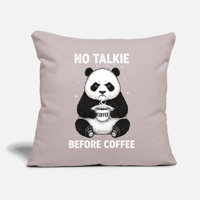 Pas de conversation devant un panda amateur de café Coussin et housse de 45 x 45 cm