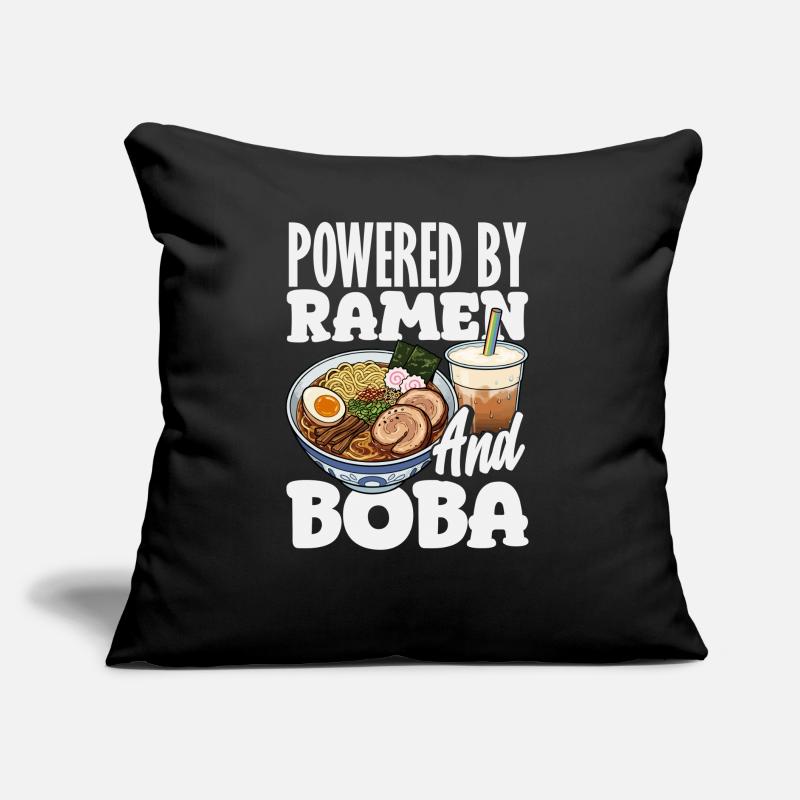 Propulsé par Ramen et Bubble Tea Boba Coussin et housse de 45 x 45 cm