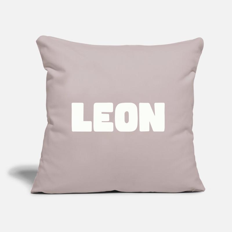 Nom Léon Coussin et housse de 45 x 45 cm