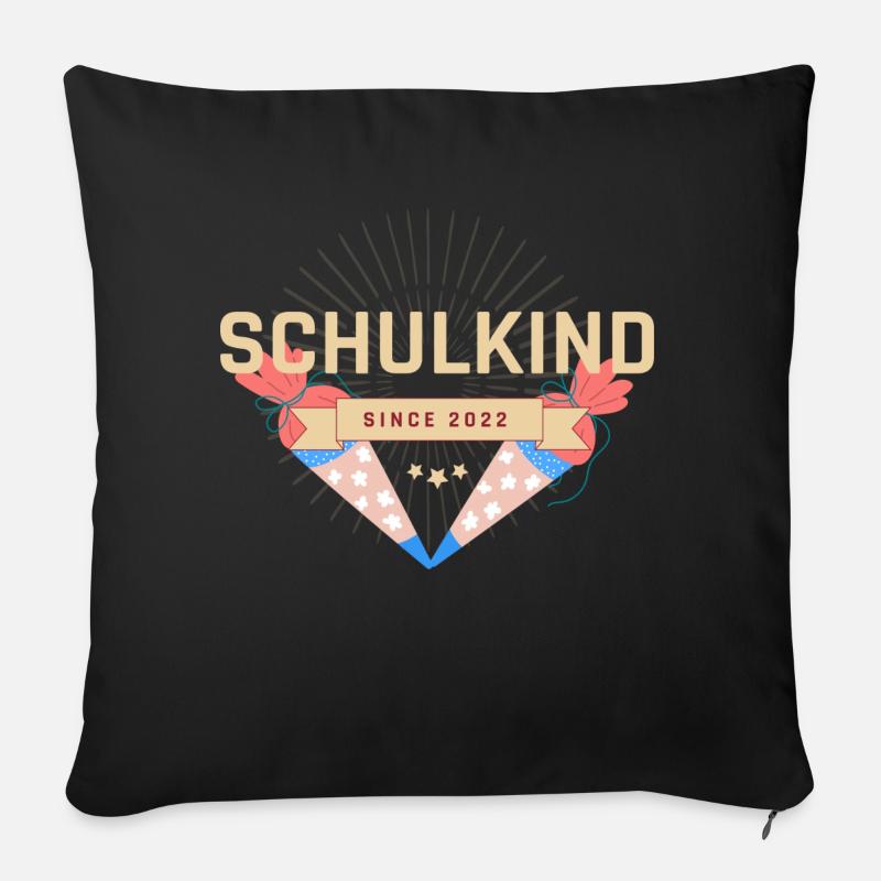 Schulkind since 2022! Schulkind 2022 - Sofakissen mit Füllung 45 x 45 cm - Schwarz