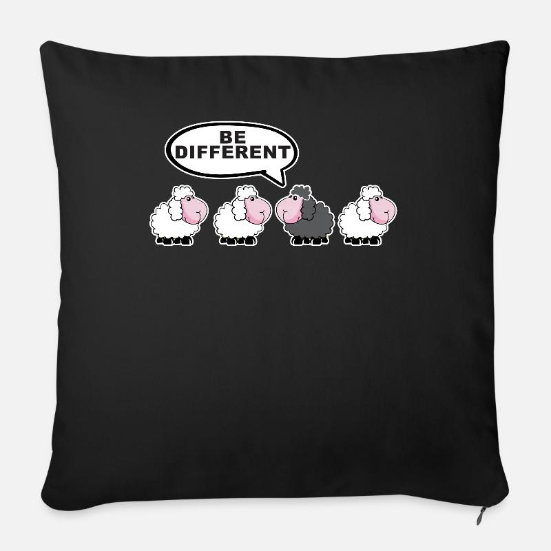 Be different schwarzes Schaf T-Shirt - Sofakissen mit Füllung 45 x 45 cm - Schwarz