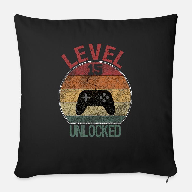 Level 15 unlocked - Sofakissen mit Füllung 45 x 45 cm - Schwarz