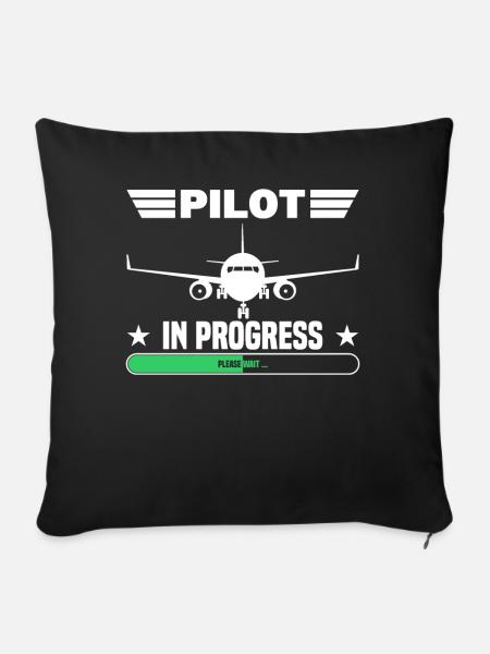Pilot In Progress Aviation Engineering - Sofakissen mit Füllung 45 x 45 cm - Schwarz