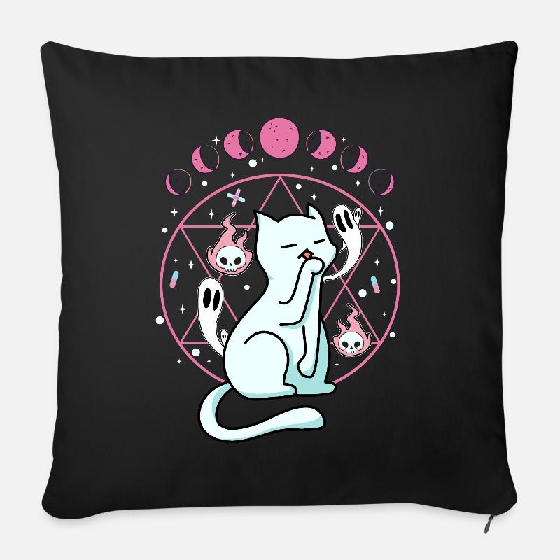 Kawaii Pastel Goth Cat Ghost Witch Moon Phase - Sofakissen mit Füllung 45 x 45 cm - Schwarz