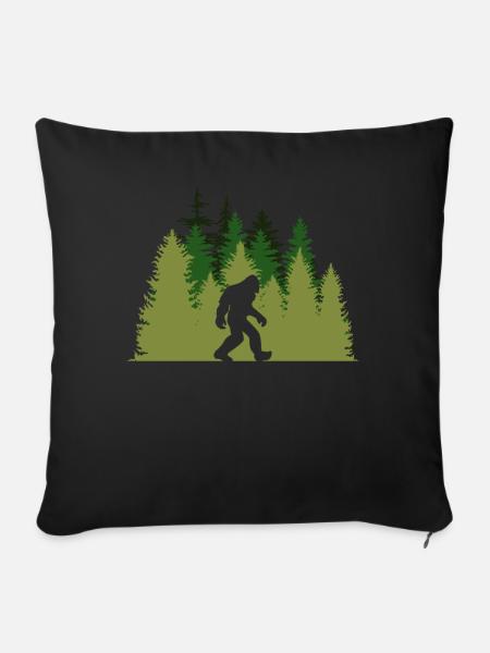 Bigfoot Im Wald - Sofakissen mit Füllung 45 x 45 cm - Schwarz
