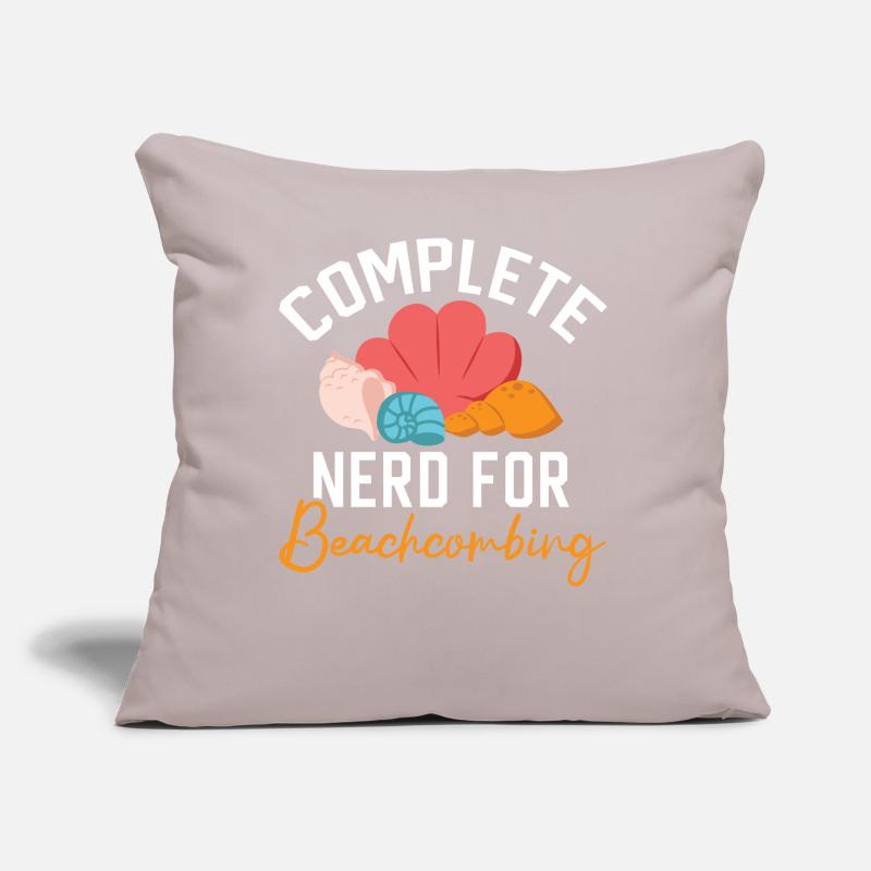 Complete Nerd for Beachcombing Seashell Beachcomb Sofa pillow with filling 45cm x 45cm