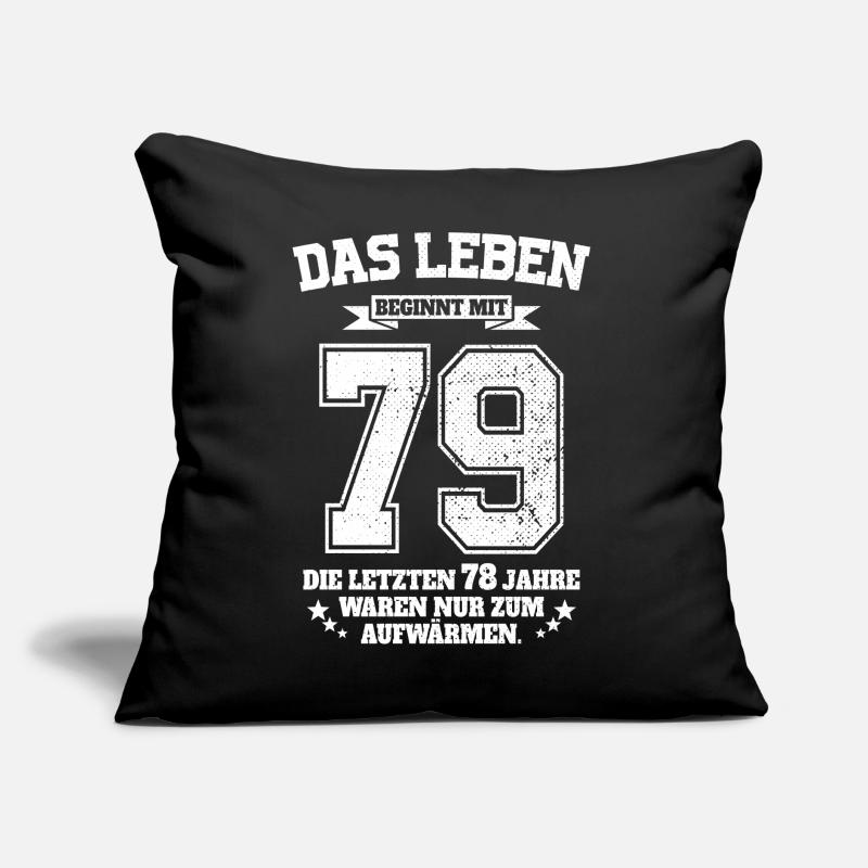79. Geburtstag Geschenk Das Leben Beginnt Mit 79 Sofakissen mit Füllung 45 x 45 cm