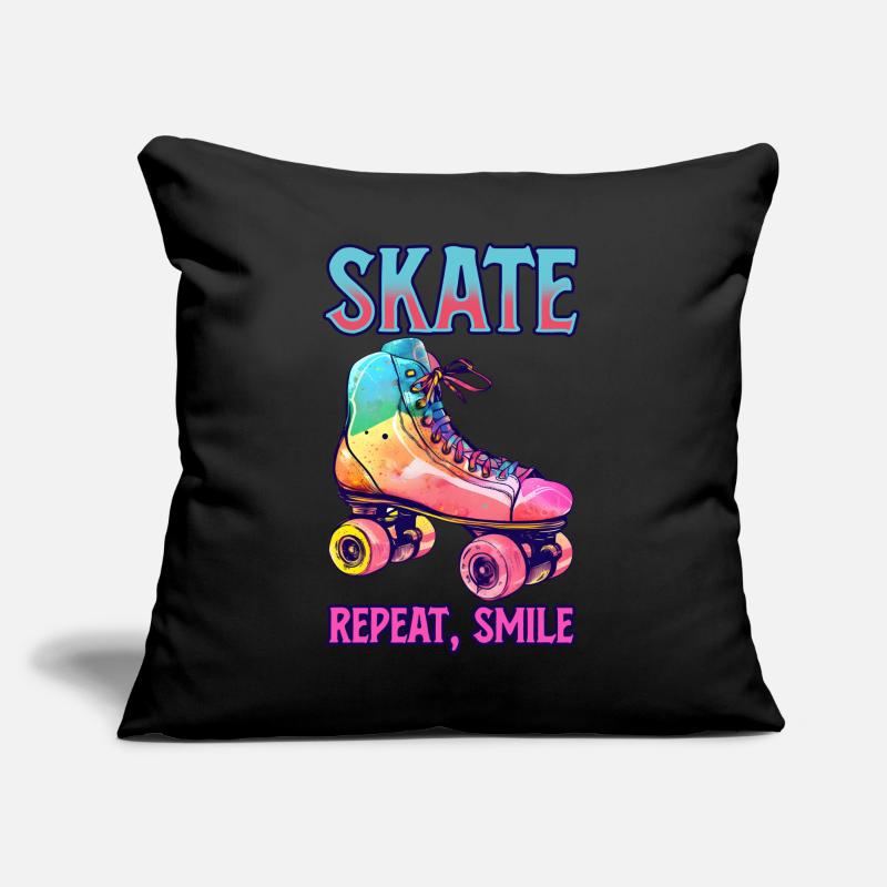 Rollerskates Funny 80er Roller Disco Skating Sofakissen mit Füllung 45 x 45 cm
