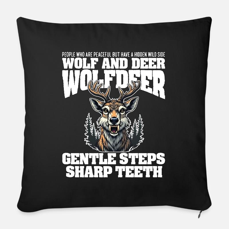 SANFTE SCHRITTE, SCHARFE ZÄHNE - WOLF UND REH - Sofakissen mit Füllung 45 x 45 cm - Schwarz