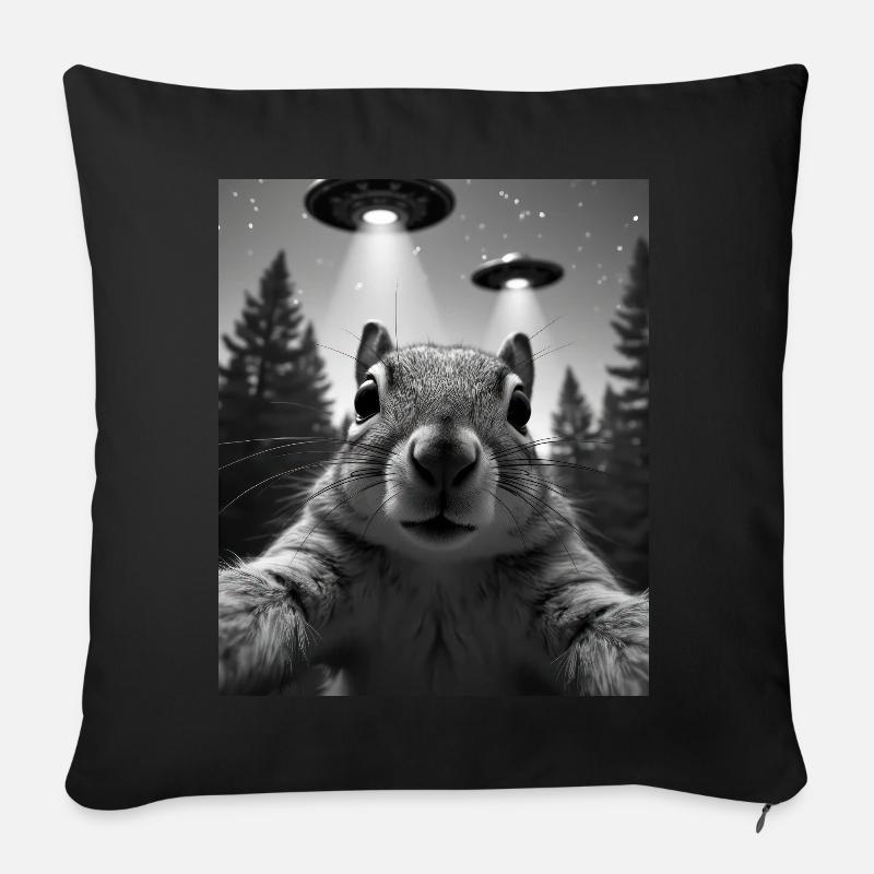 Ufo Lustiges Eichhörnchen - Sofakissen mit Füllung 45 x 45 cm - Schwarz