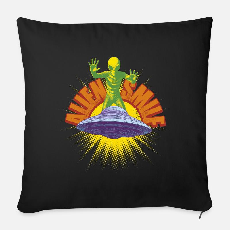 Schiff und Retro Alien - Sofakissen mit Füllung 45 x 45 cm - Schwarz