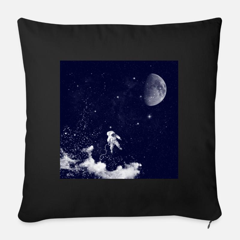 Dans l'espace, planètes et astronaute dans la nébuleuse - Coussin et housse de 45 x 45 cm - noir