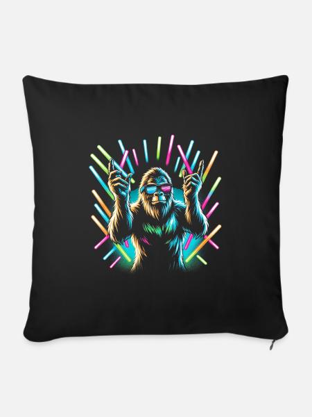 Raver Bigfoot - Sofakissen mit Füllung 45 x 45 cm - Schwarz