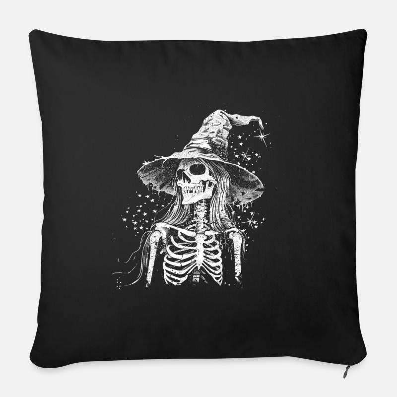 Düstere Skelett Hexe mit Hexenhut - Sofakissen mit Füllung 45 x 45 cm - Schwarz