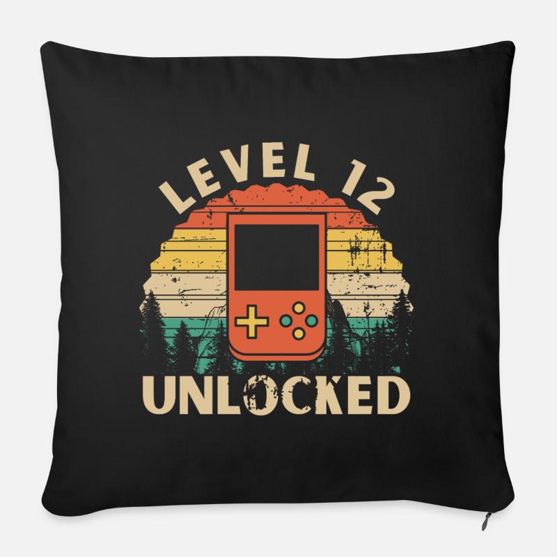 Level 12 freigeschaltet - Sofakissen mit Füllung 45 x 45 cm - Schwarz