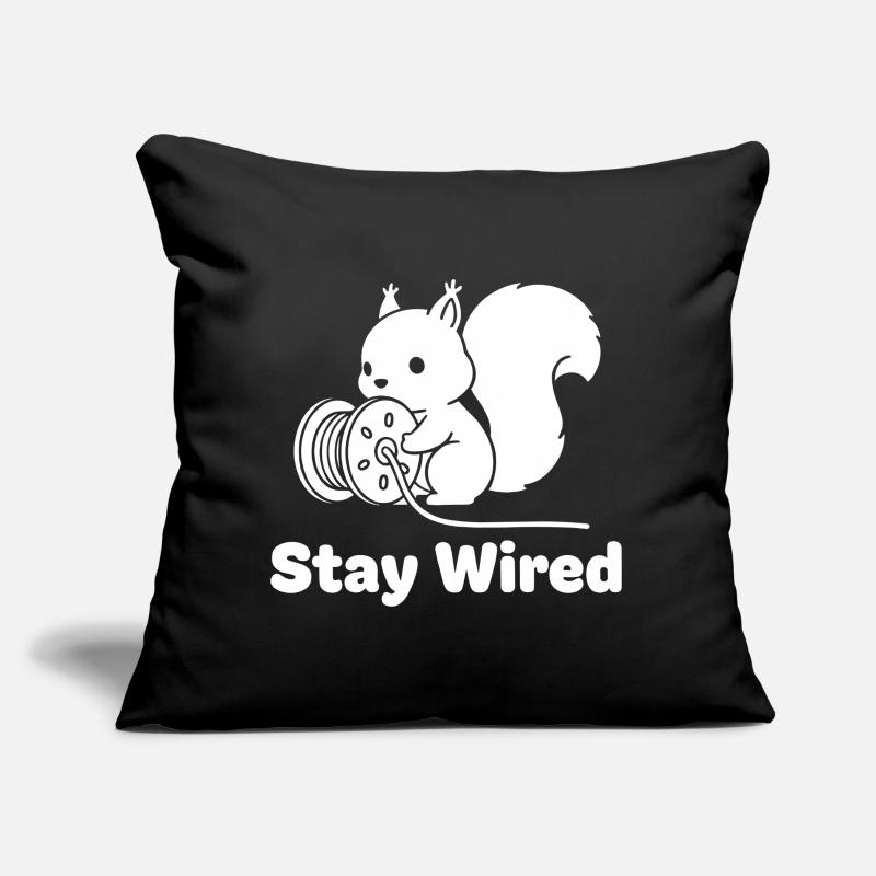 Stay Wired Eichhörnchen Sofakissen mit Füllung 45 x 45 cm