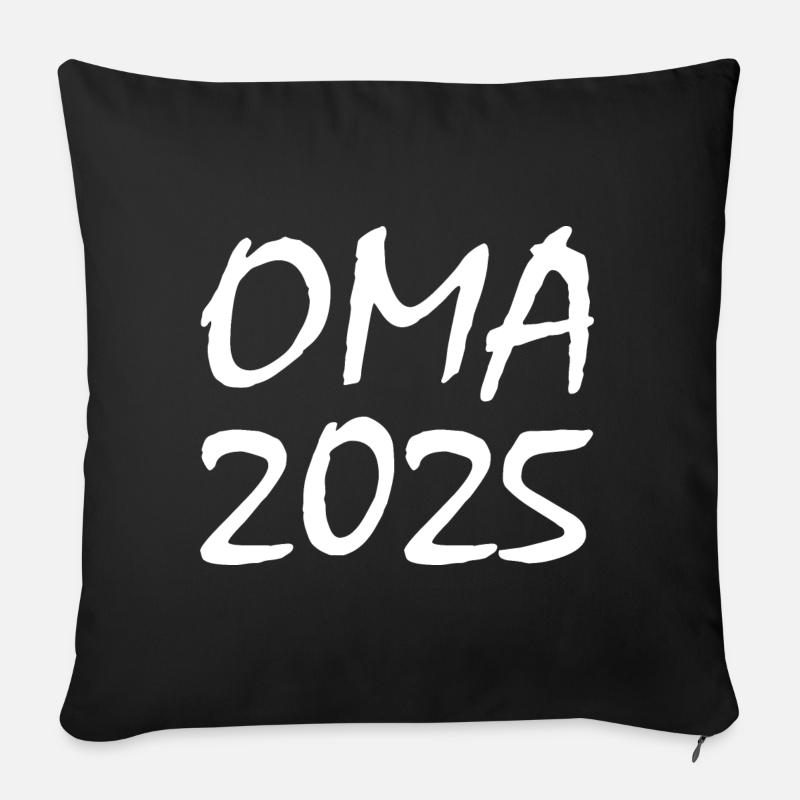 Oma 2025 - Sofakissen mit Füllung 45 x 45 cm - Schwarz