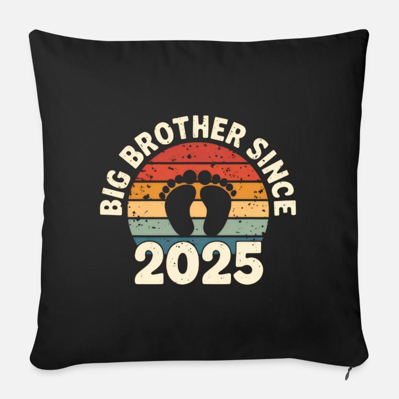Big Brother Since 2025 - Sofakissen mit Füllung 45 x 45 cm - Schwarz