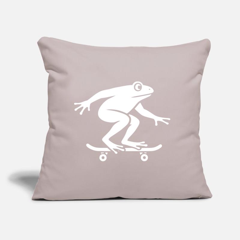 Minimalist Frog Toad Toad Skateboarder Sofa pillow with filling 45cm x 45cm