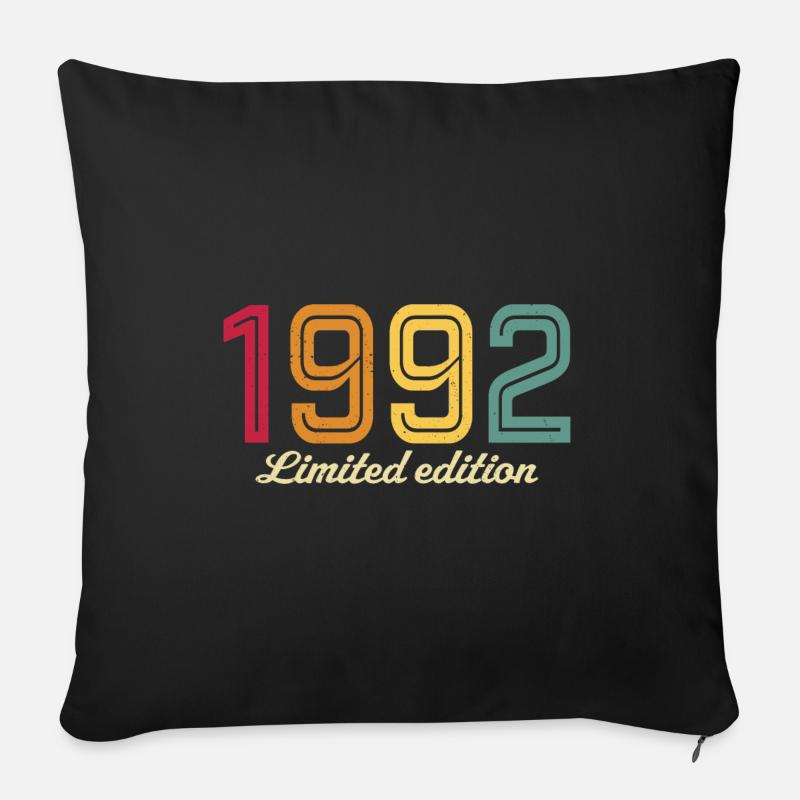limited edition 1992 retro 1992 - Sofakissen mit Füllung 45 x 45 cm - Schwarz