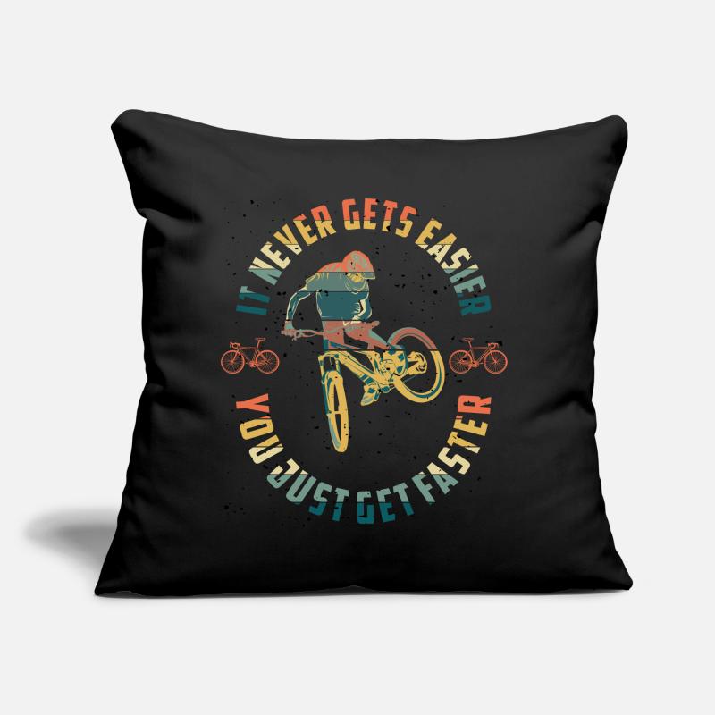 1 42 Coussin et housse de 45 x 45 cm