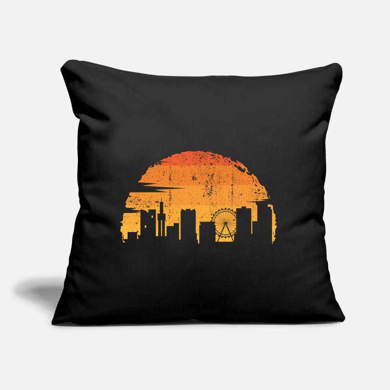 Silhouette d’horizon du coucher de soleil Coussin et housse de 45 x 45 cm