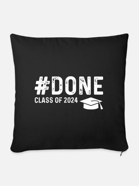 Done Class Of 2024 - Sofakissen mit Füllung 45 x 45 cm - Schwarz