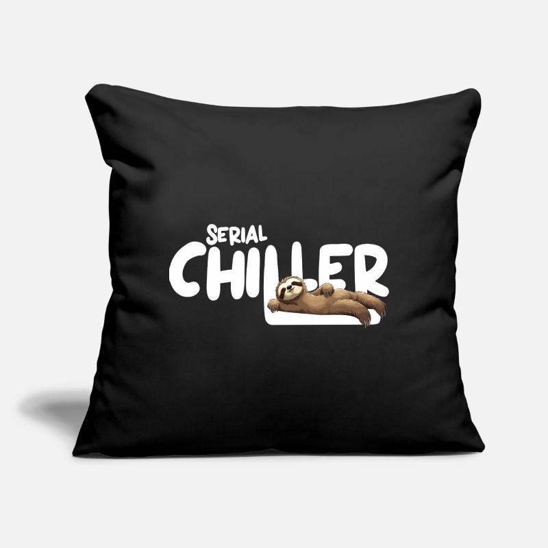 Faultier Serial Chiller – Lustiges Sloth Tee Sofakissen mit Füllung 45 x 45 cm