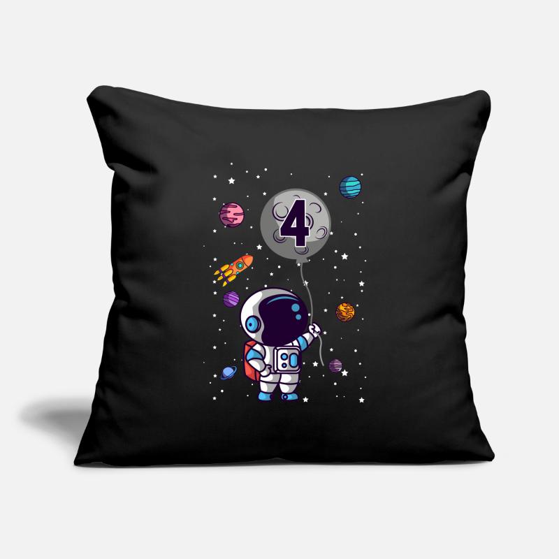 Astronaute 4e anniversaire de l'espace extra-atmosphérique pour garçon Coussin et housse de 45 x 45 cm