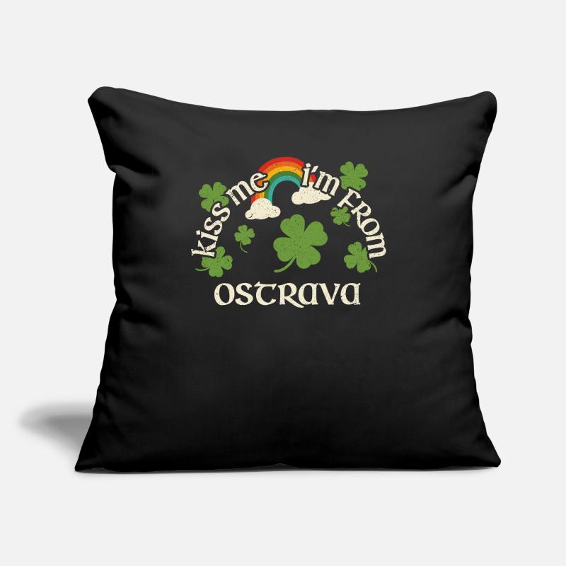Embrasse-moi - Saint-Patrick Ostrava Coussin et housse de 45 x 45 cm