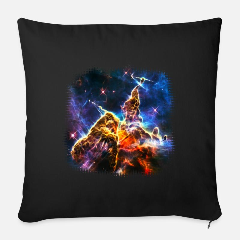 Mystic Mountain, Carina Nebula, Space, Galaxy, - Coussin et housse de 45 x 45 cm - noir