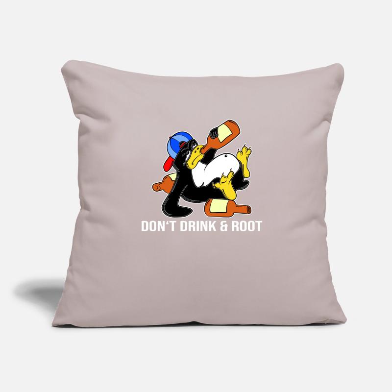 Linux Penguin Sudo Admin Funny Computer Science PC Nerd Coussin et housse de 45 x 45 cm