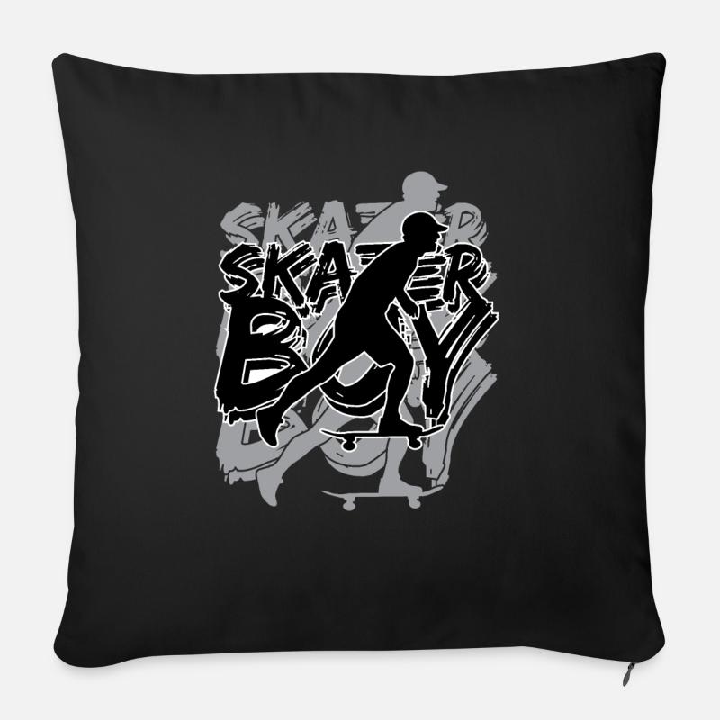 Skater Mann Skateboard Strand - Sofakissen mit Füllung 45 x 45 cm - Schwarz