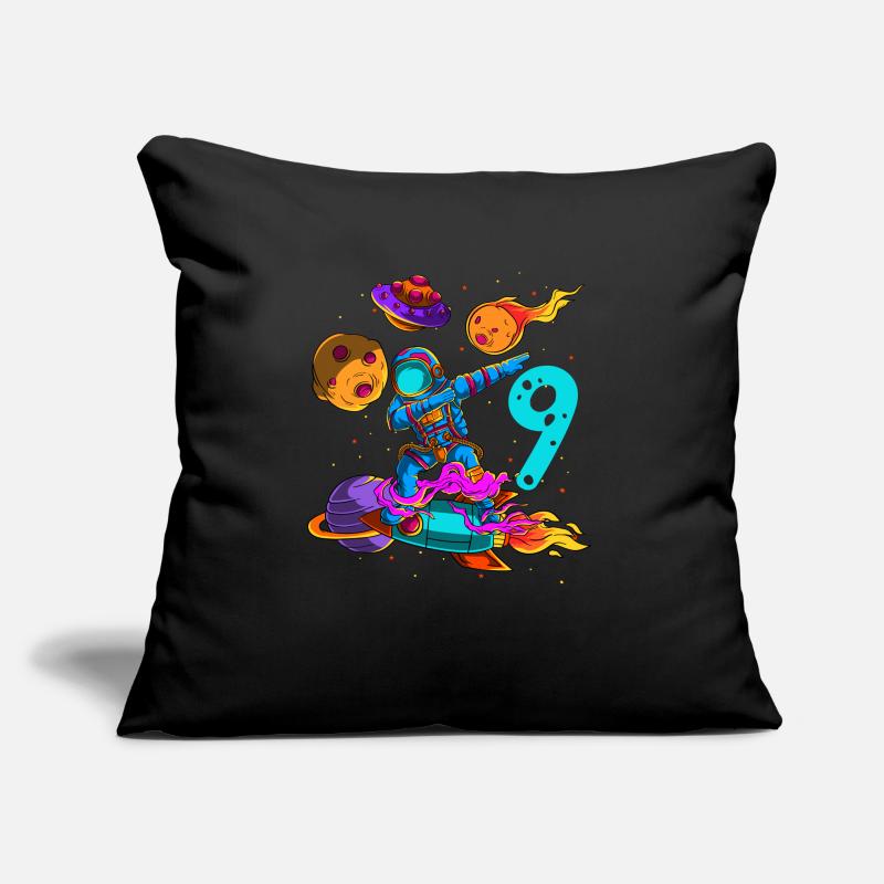 Astronaute Dans l’espace 9ème anniversaire Coussin et housse de 45 x 45 cm