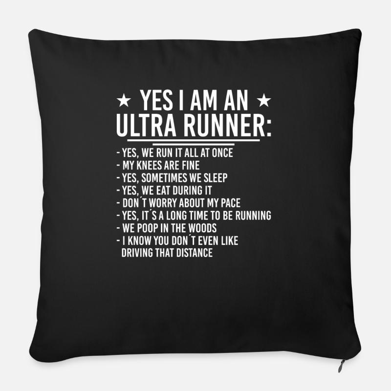 Ultra Runner 100km Marathon Läufer - Sofakissen mit Füllung 45 x 45 cm - Schwarz