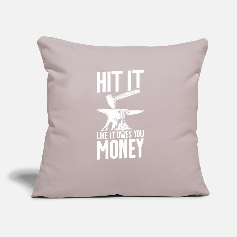 Frappez-le comme il vous doit de l’argent maréchal-ferrant forgeron Coussin et housse de 45 x 45 cm