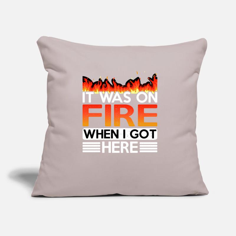 It Was On Fire When I Got Here 5 Sofakissen mit Füllung 45 x 45 cm