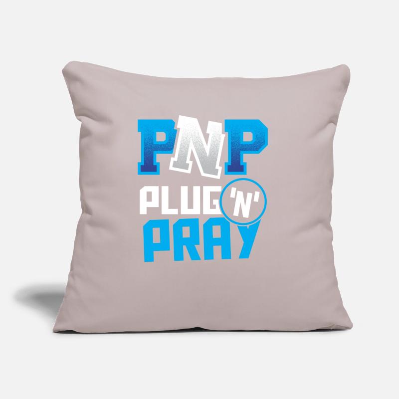 PnP = Plug’n’Pray Programming Programmer Coding Coussin et housse de 45 x 45 cm
