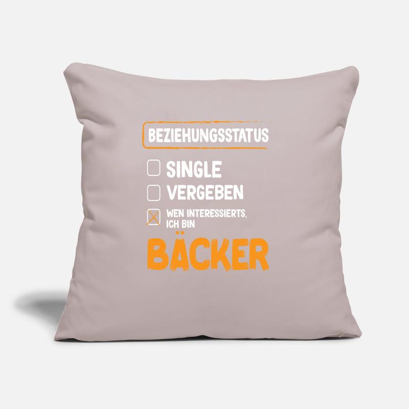 Bäcker Beziehungsstatus Back Backwaren Backen Sofakissen mit Füllung 45 x 45 cm
